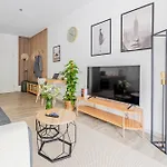Apart4me Modern Geislingen Zentral Mit Parkplatz Гайслинген-ан-дер-Штайге